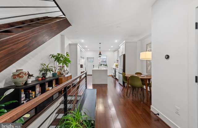 3921 ROLAND AVENUE photos photos