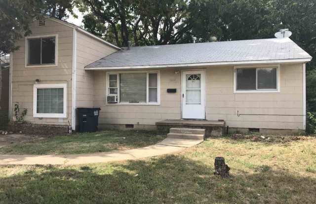 2614 West Oklahoma Avenue photos photos
