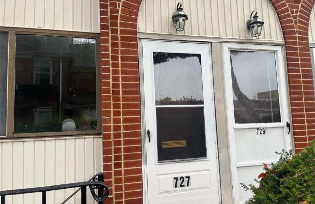 727 Chestnut Street - 727 Chestnut Street, Cedarhurst, NY 11516