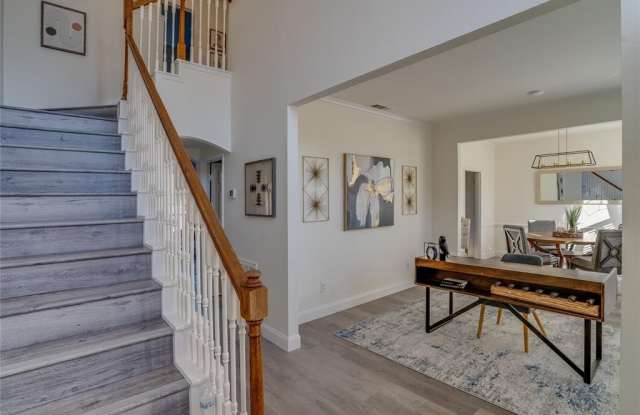 797 Summit Run Gallery 2