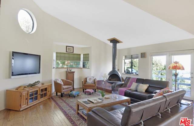 21011 SADDLE PEAK Road Gallery 3