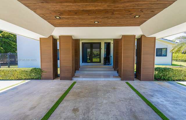 10506 Southwest 89th Place Gallery 2
