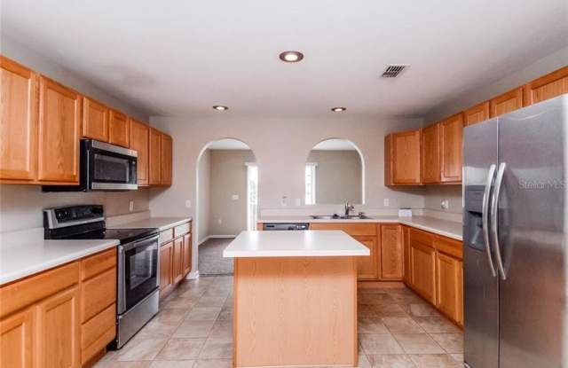 712 BRENTON LEAF DRIVE Gallery 4