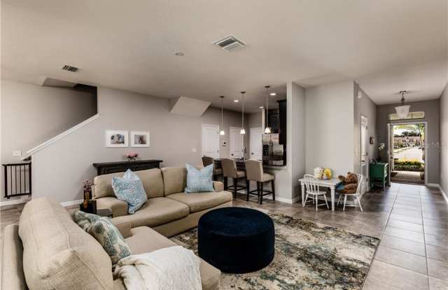 546 52ND TERRACE N Gallery 2