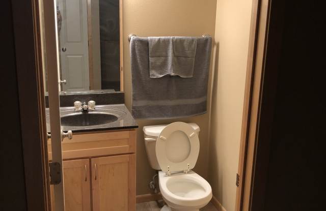 2444 Catskill Court photos photos