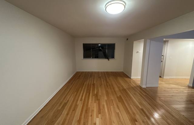 5543 N Campbell Ave photos photos