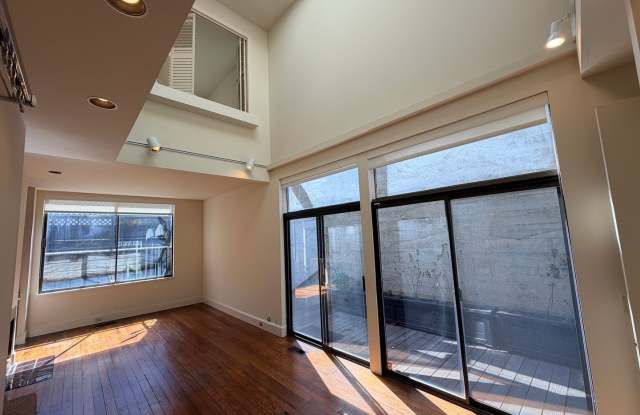 Light-Filled 2-Bedroom Loft Home with Private Deck & Garage Parking | South Park Gallery 4