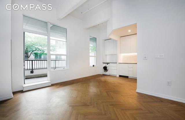 184 Kent Avenue photos photos