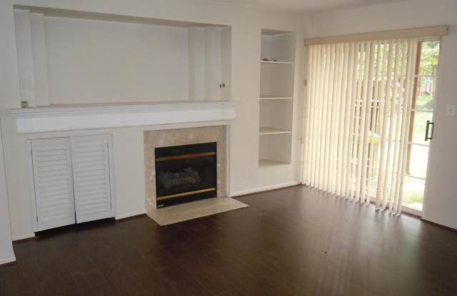 3521 MOON WAY Gallery 3