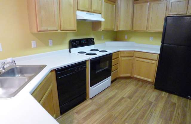 2244 Quarry Ln Gallery 3