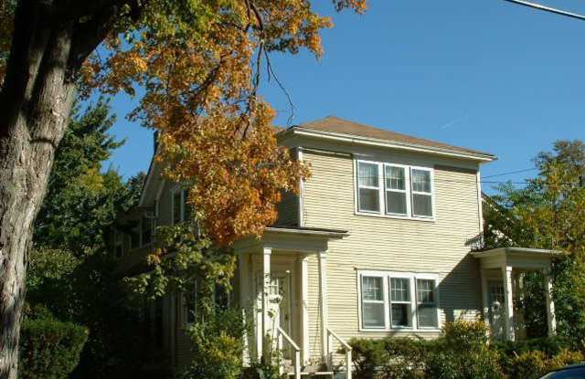 Well-Maintained 2-Bed Near Transit and Downtown photos photos