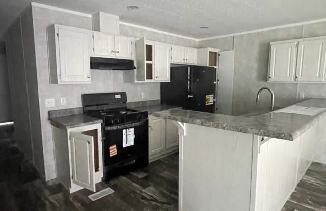 1019 W Main St photos photos