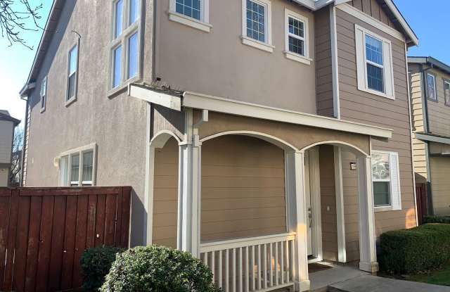 1661 Vicksburg Dr. - Community Pool - 1661 Vicksburg Drive, Fairfield, CA 94533