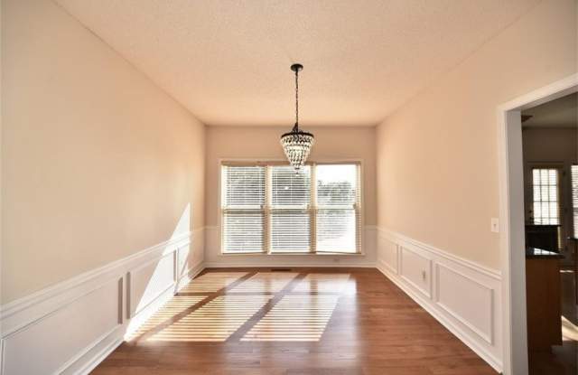 195 Ascalon Court Gallery 3