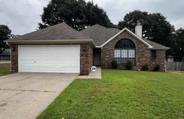 2404 Bearskin Dr - 2404 Bearskin Drive, Sherwood, AR 72120