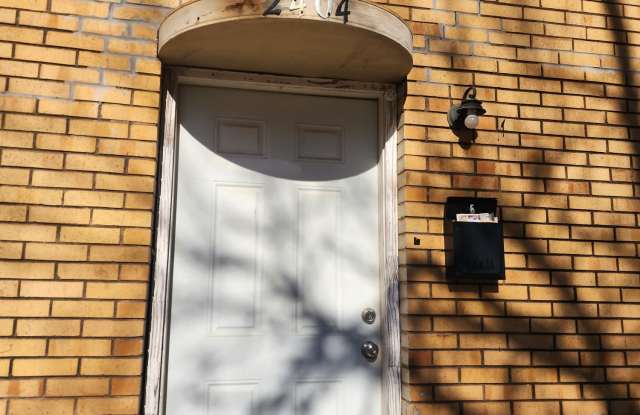 2404 East Randolph Avenue photos photos