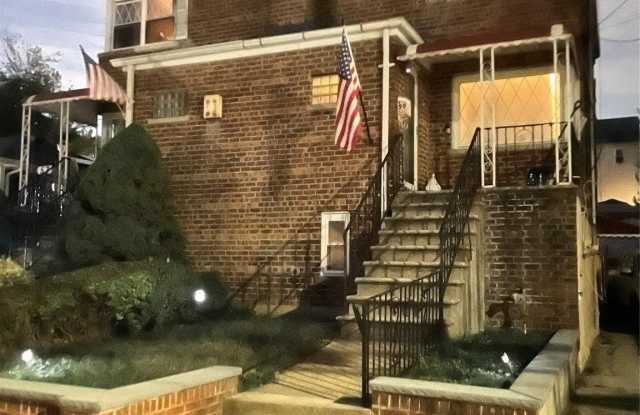 59 Laurel Place - 59 Laurel Place, Yonkers, NY 10704