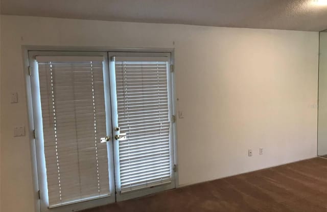 2030 HIDDEN LAKE DRIVE Gallery 4