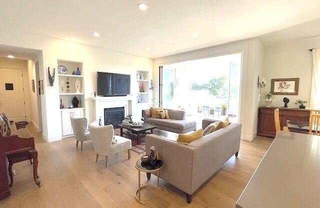 3718 State Street unit: 214 photos photos