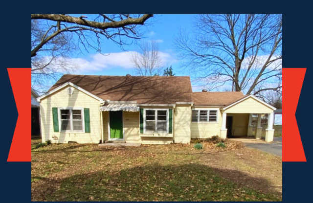 520 E College St photos photos