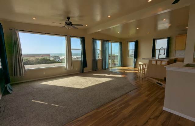 3298 Ocean Blvd photos photos