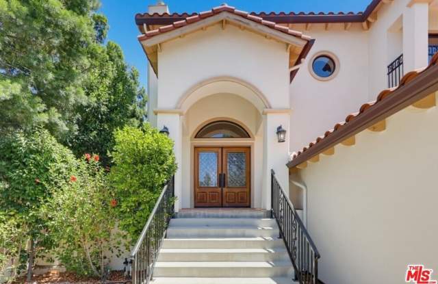 3528 Mesquite Drive Gallery 2