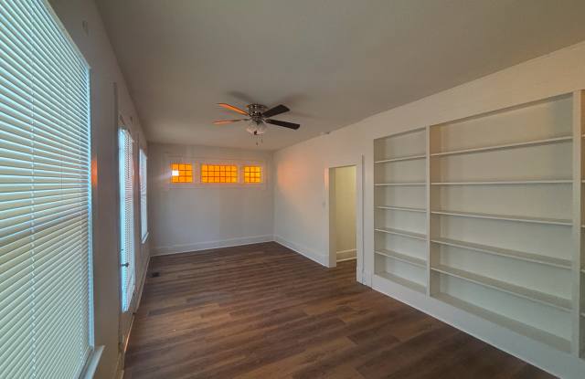 719 Sutcliffe Ave photos photos