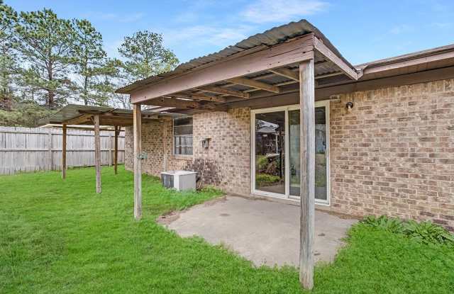 165 Greenforest Trail Gallery 3