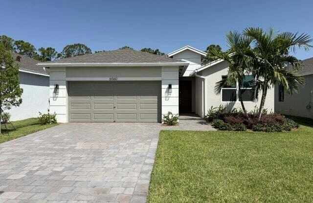 6560 SE PARK TRACE Drive Gallery 1
