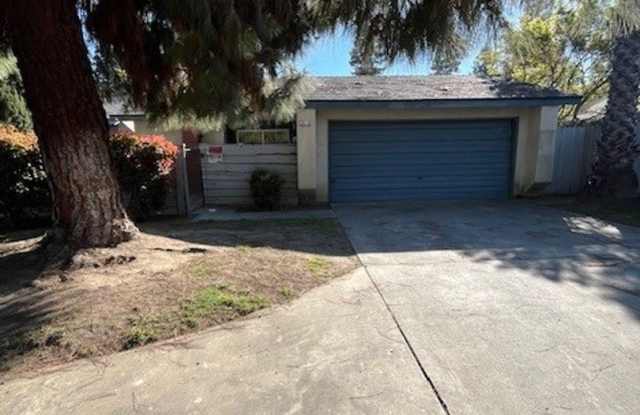 Coming Soon! photos photos Coming Soon! photos photos