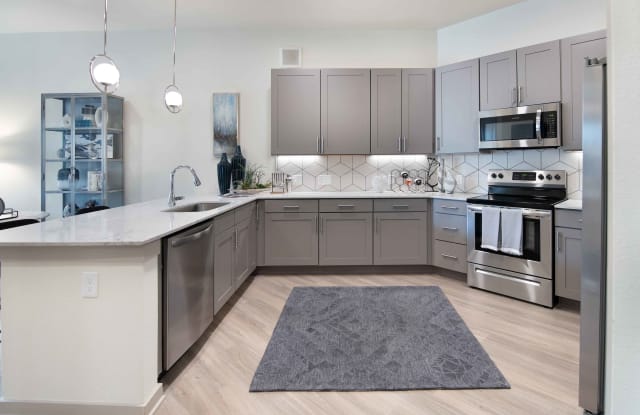 Sagemont Luxury Living Gallery 4