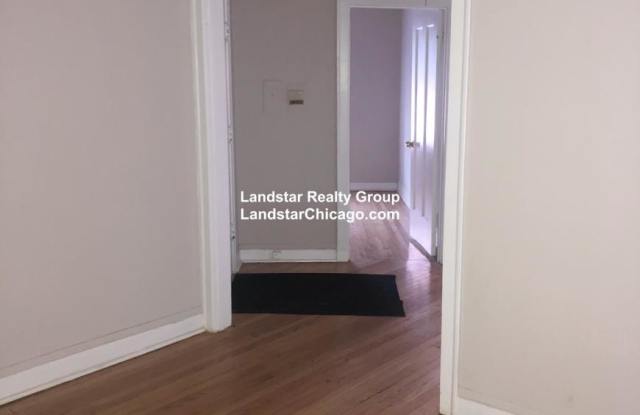 4265 West Addison photos photos