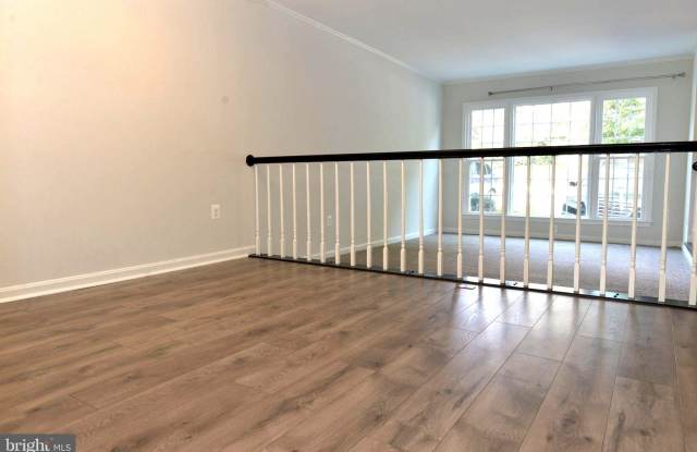 7379 HIDDEN KNOLLS Court Gallery 4