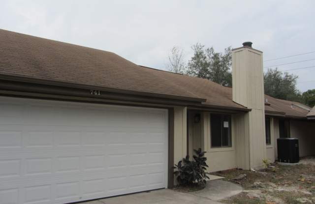 Beautifully Updated Townhome 3 Bed 2 Bath 2 Car garage - 741 Ridgewood Way, Winter Springs, FL 32708