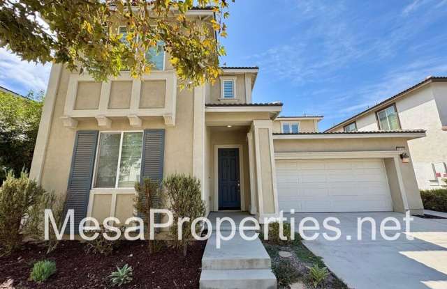 3244 E Yellowstone Drive Gallery 2