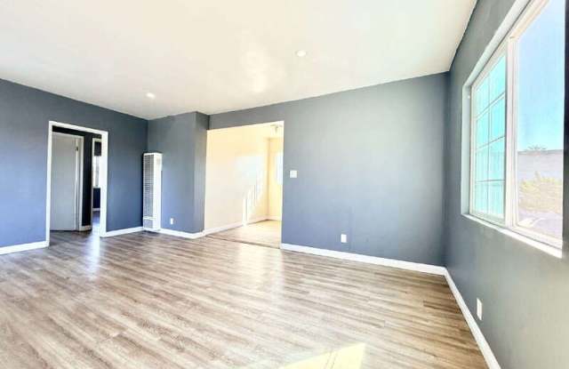 433 1/2 West 81st Street Gallery 2
