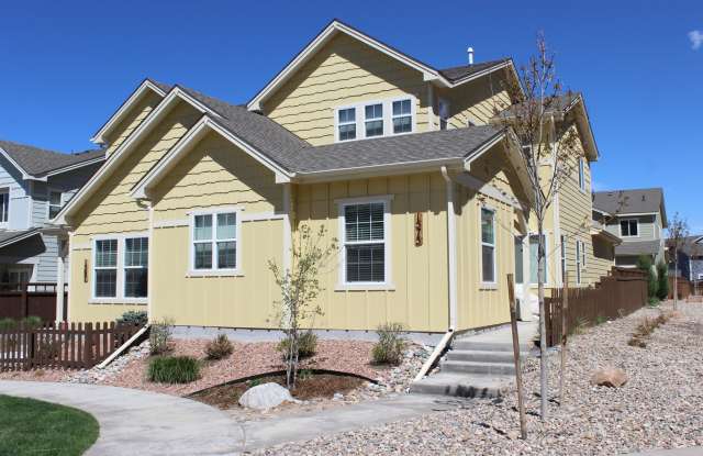 GORGEOUS NEWER TOWNHOME IN GOLD HILL MESA!! photos photos