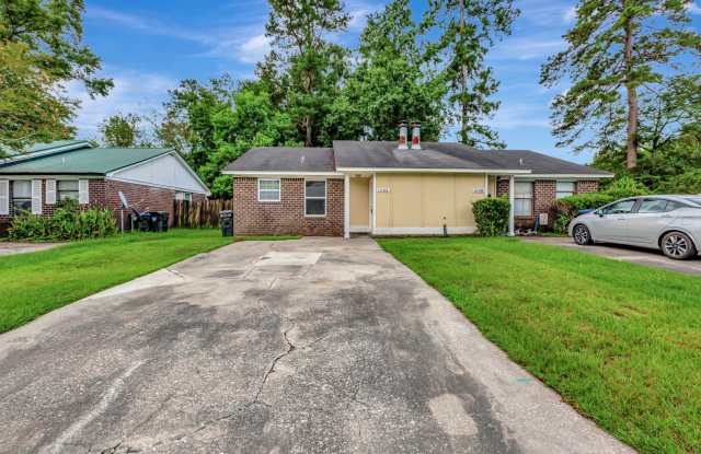 Charming 2-Bedroom Duplex in Gadsden Acres – Available Now! photos photos