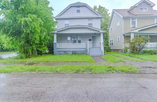 13512 Edgewood Avenue photos photos