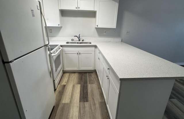 4510 Parker Avenue photos photos