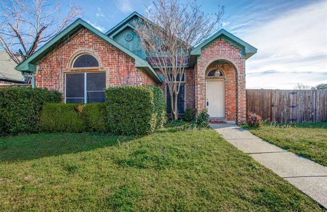 936 REMINGTON Trail - 936 Remington Trail, Mesquite, TX 75181