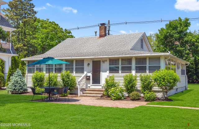 317 Philadelphia Boulevard photos photos