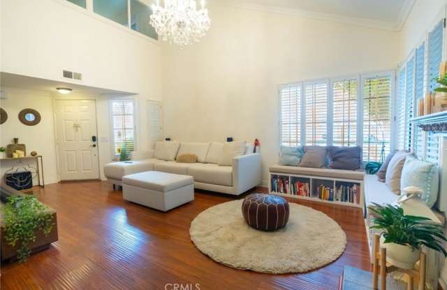 5906 Etiwanda Avenue Gallery 4