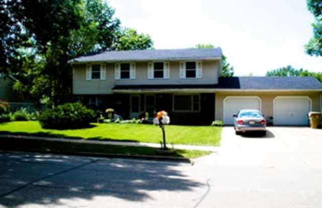 3122 Churchill Drive photos photos