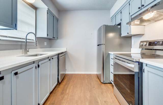 Two Bed Two Bath Townhome Living! photos photos