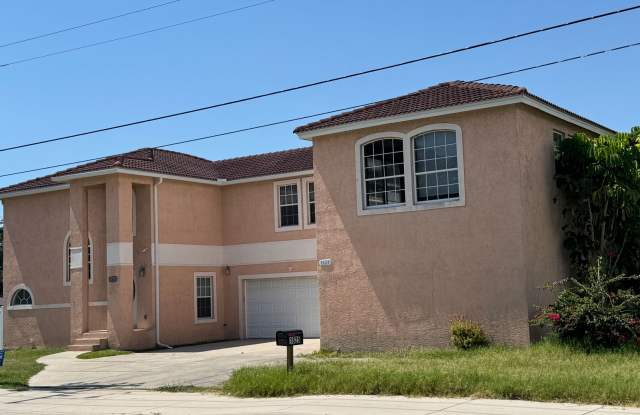 Unfurnished Annual Rental Available photos photos