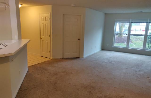 Charming 2 Bedroom/ 1 Bathroom Condo in Parkville, MD! Gallery 4
