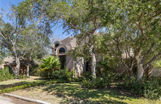 7022 Ashdown Drive Gallery 4