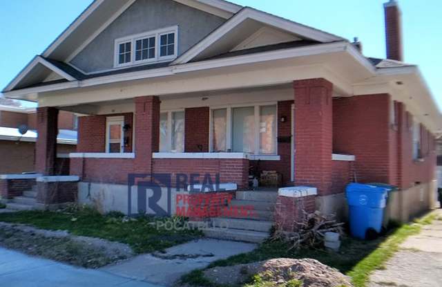 Cozy 1 Bedroom 1 bath basement apartment photos photos