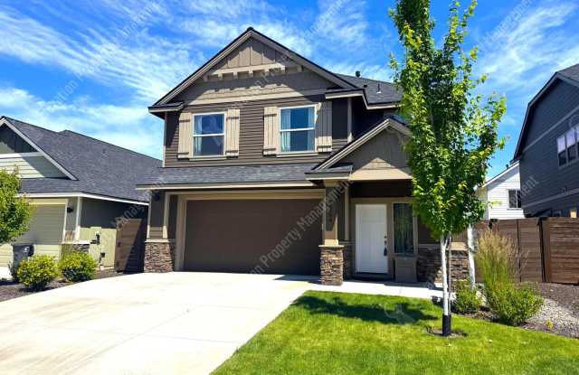 4BR - 2.5 BA SE Bend home in great neighborhood with park and pool! photos photos